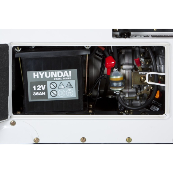 Дизельный генератор Hyundai DHY 8500SE  для дома фото