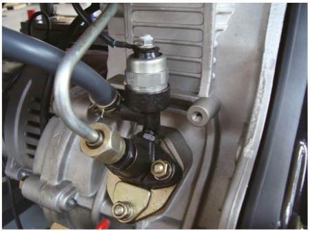 Дизельный генератор Hyundai DHY 6000LE-3 фото