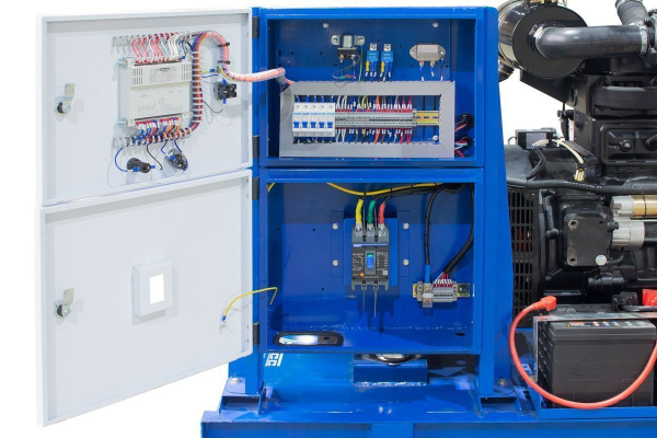 Дизельный генератор ТСС ЭД-60-Т400 с АВР в погодозащитном кожухе на прицепе 025402 промышленный фото