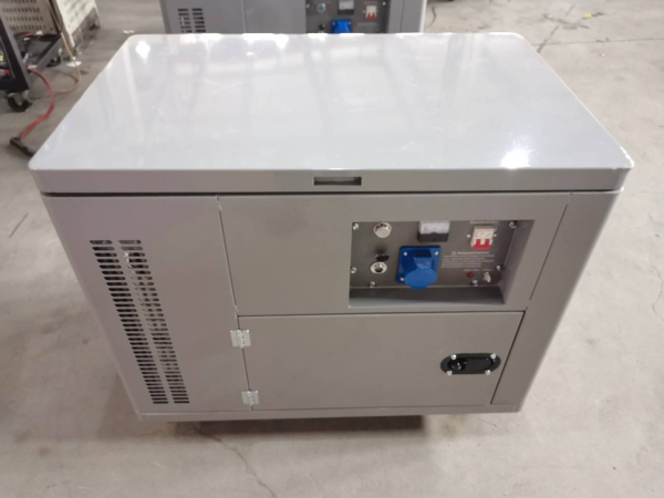 Дизельный генератор Амперос LDG10000E стартер в кожухе с АВР  бесшумный фото